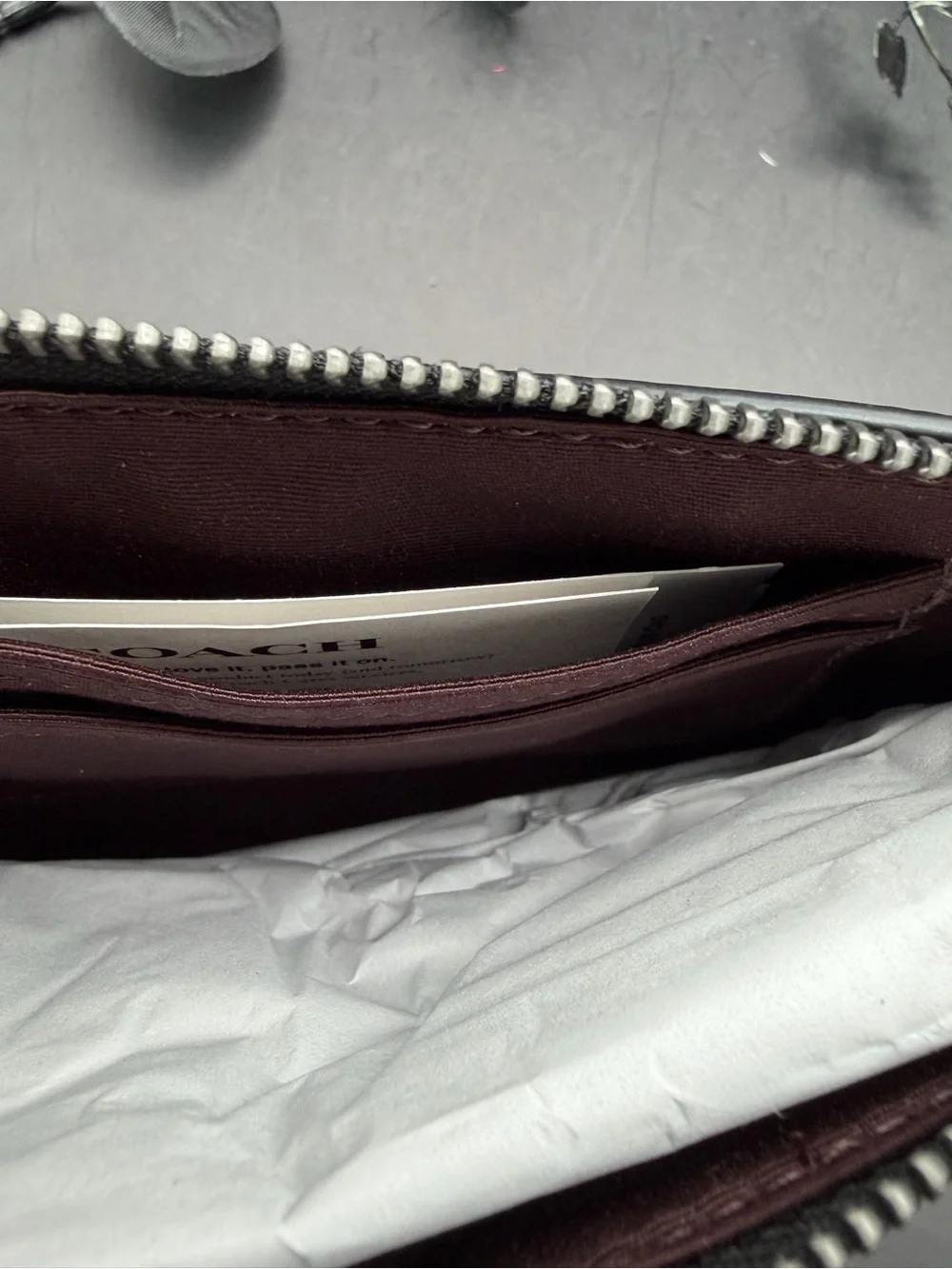 COACH Black Pebbled Leather Medium Corner Wristlet With Rivets